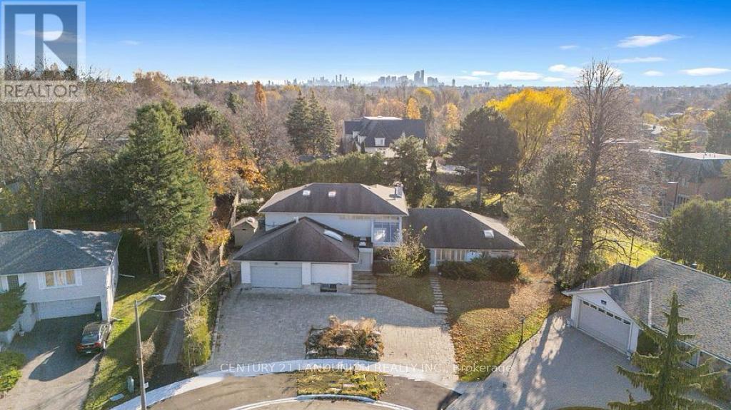 UNIT 1 - 1 CALDY COURT, Toronto, Ontario