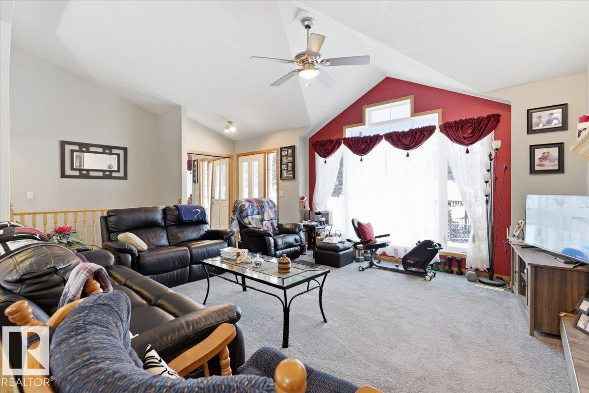 5004 60 Av, Rural Wetaskiwin County, Alberta  T0C 2C0 - Photo 15 - E4475379