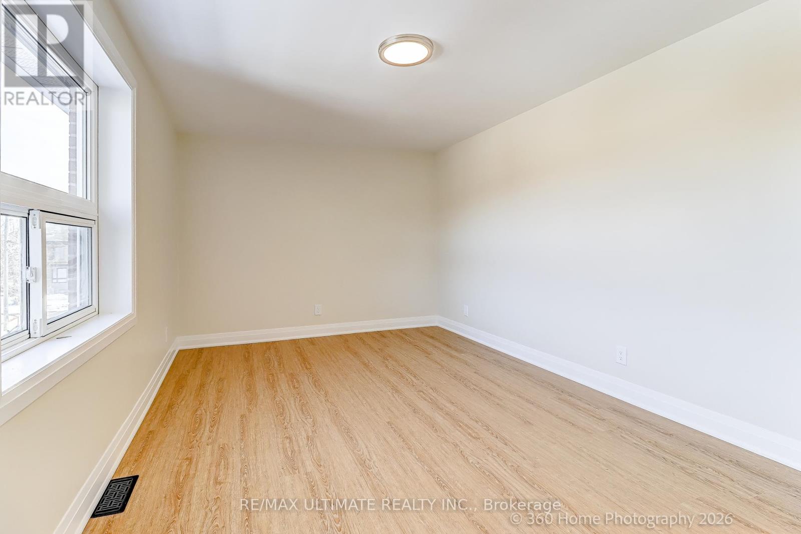 53 Virginia Avenue, Toronto, Ontario  M4C 3H3 - Photo 22 - E12831602