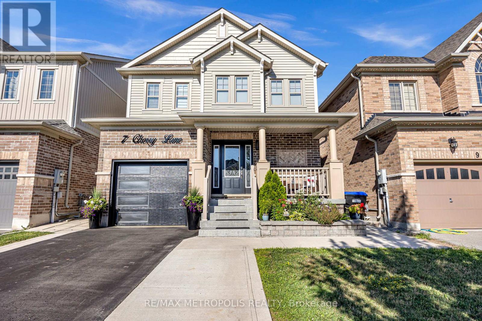 7 CHERRY LANE, New Tecumseth, Ontario