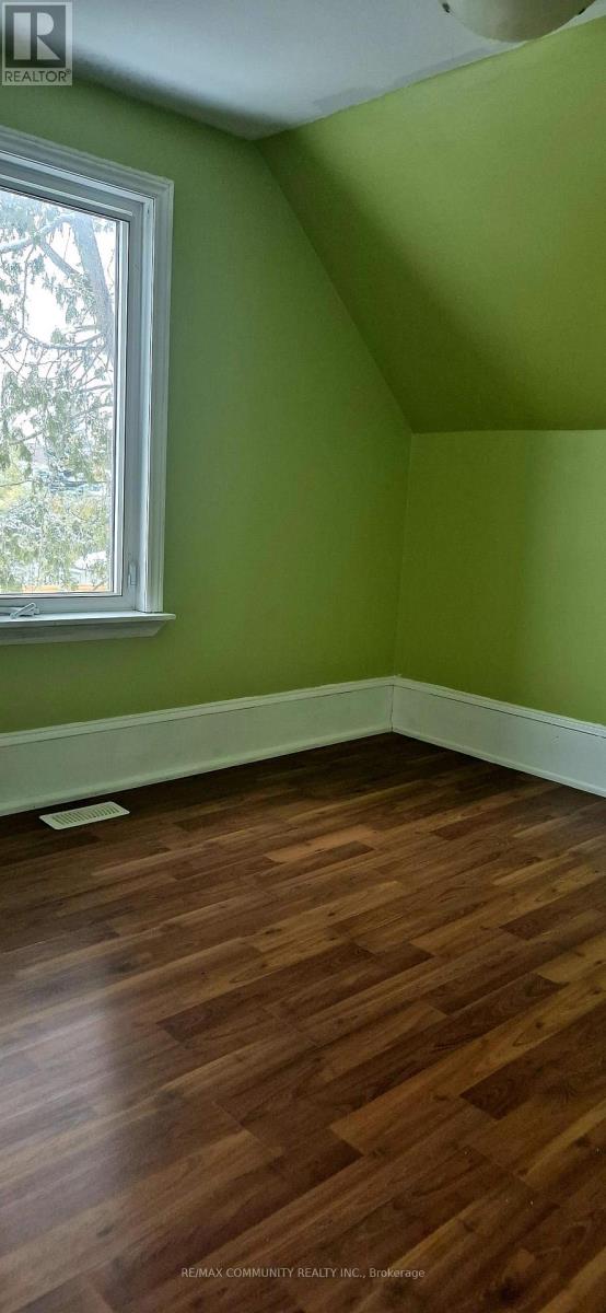 21 Forestell Street, New Tecumseth (Tottenham), Ontario  L0G 1W0 - Photo 7 - N12831634