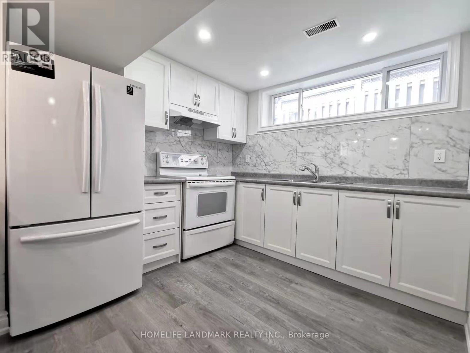 Lower - 28 Benfer Road, Richmond Hill (Crosby), Ontario  L4C 2J9 - Photo 9 - N12831646