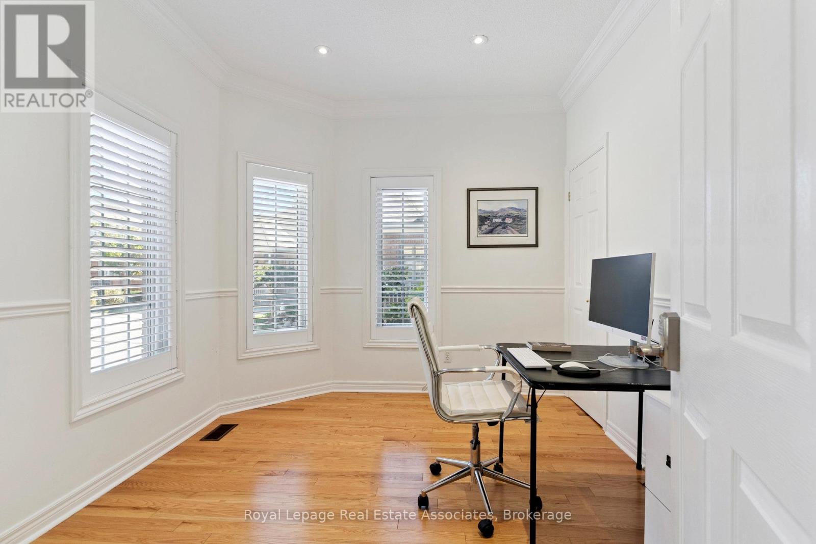 7 Powder Mill Court, Brampton, Ontario  L6R 1W5 - Photo 25 - W12831584