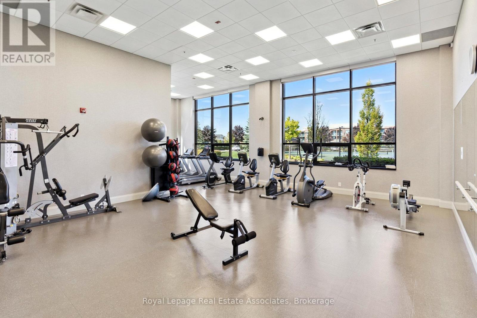 7 Powder Mill Court, Brampton, Ontario  L6R 1W5 - Photo 42 - W12831584