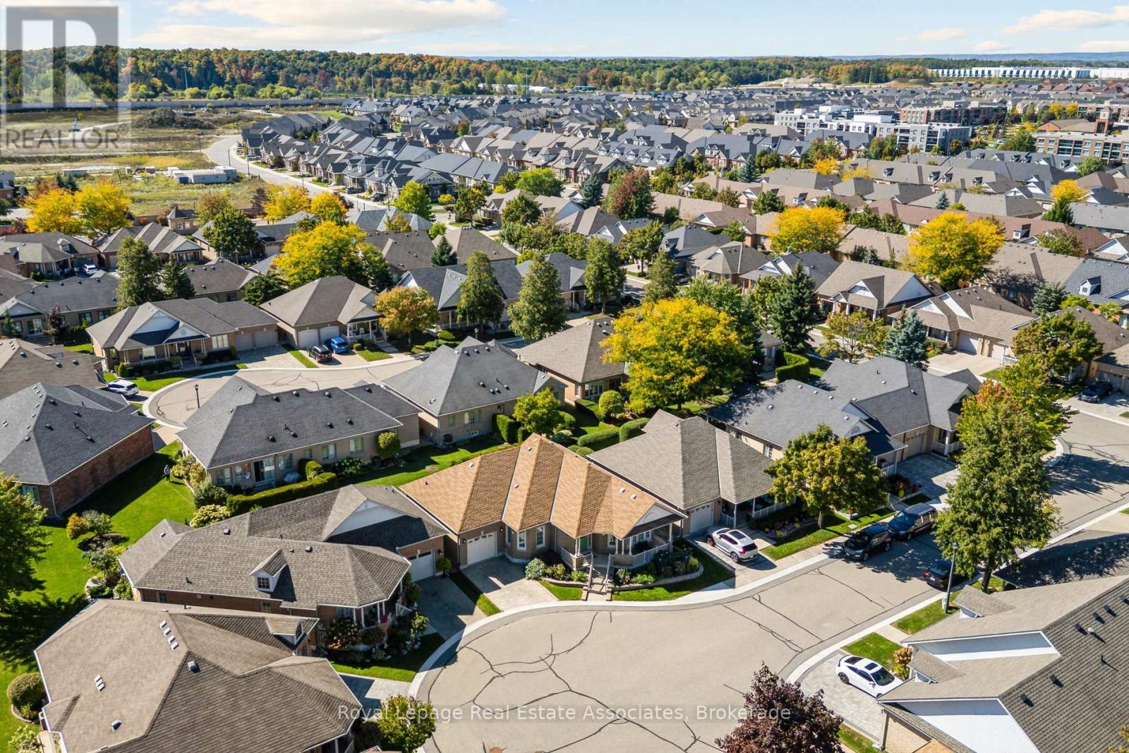 7 Powder Mill Court, Brampton, Ontario  L6R 1W5 - Photo 45 - W12831584