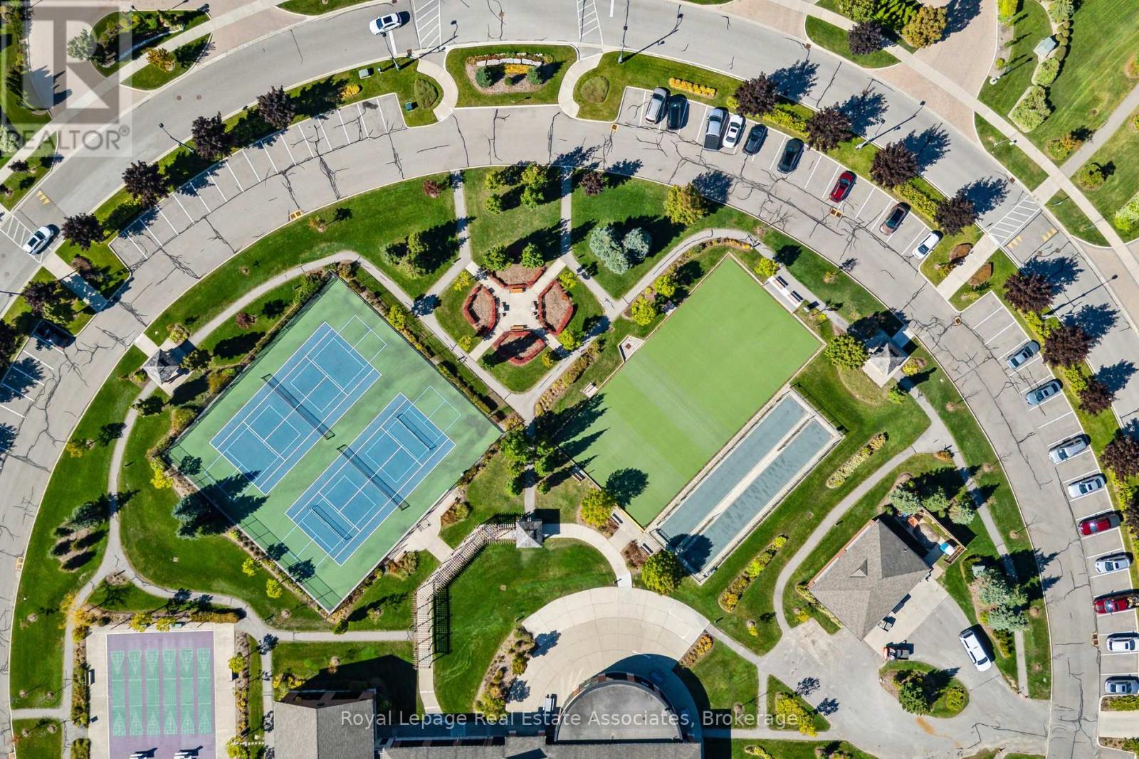 7 Powder Mill Court, Brampton, Ontario  L6R 1W5 - Photo 46 - W12831584