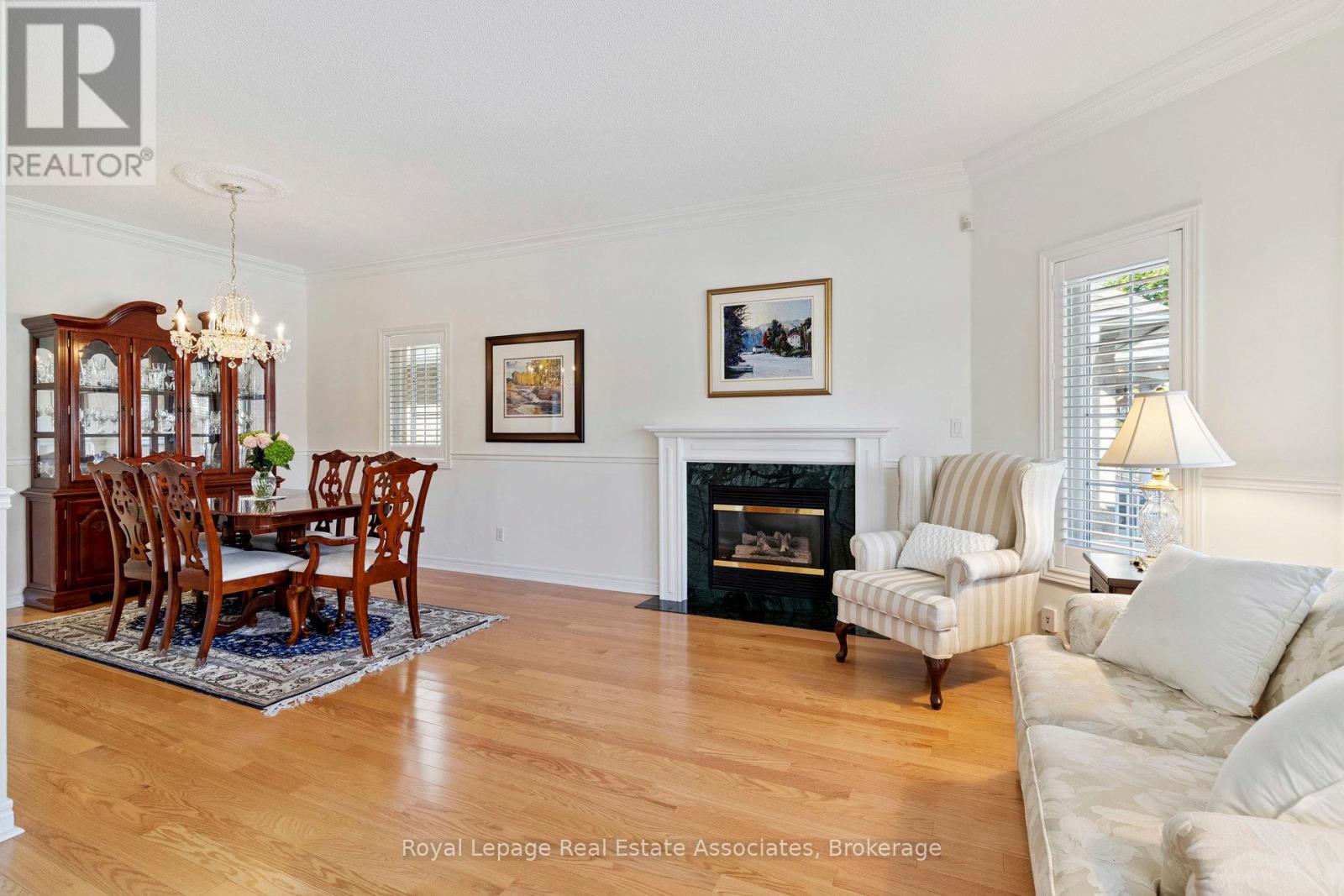 7 Powder Mill Court, Brampton, Ontario  L6R 1W5 - Photo 9 - W12831584