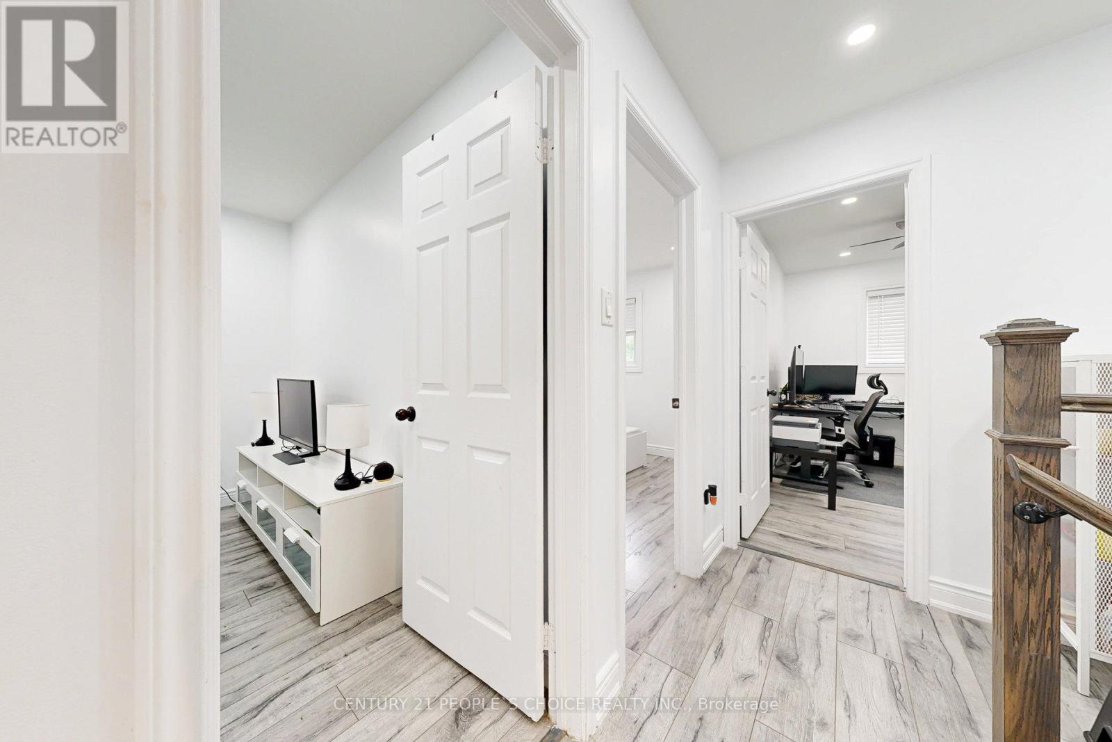 31 Dorking Drive, Brampton, Ontario  L6Z 3T9 - Photo 20 - W12831586