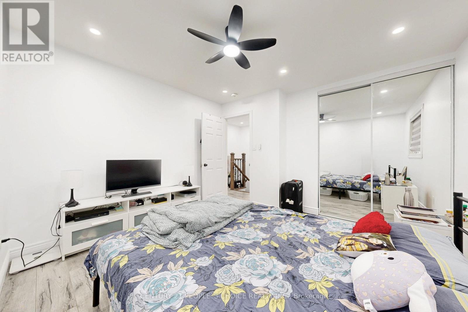 31 Dorking Drive, Brampton, Ontario  L6Z 3T9 - Photo 24 - W12831586