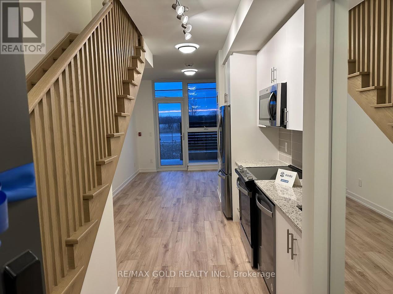 103 - 345 Wheat Boom Drive, Oakville, Ontario  L6H 7X4 - Photo 4 - W12831616