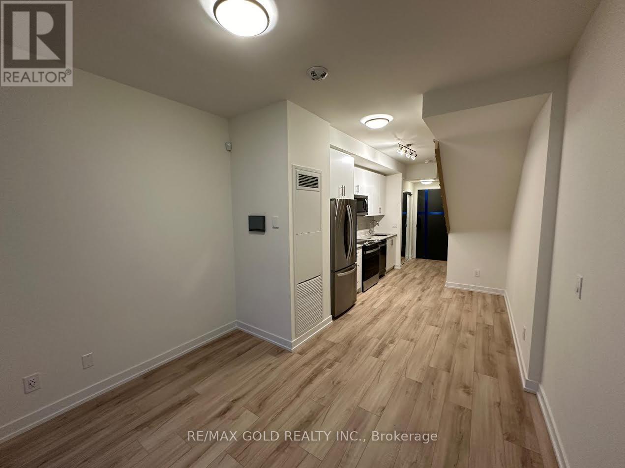 103 - 345 Wheat Boom Drive, Oakville, Ontario  L6H 7X4 - Photo 6 - W12831616