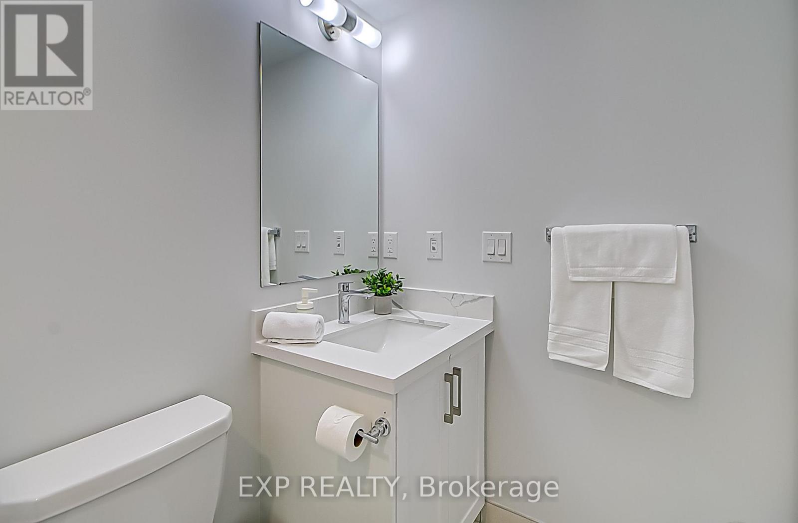 62 - 90 Canon Jackson Drive, Toronto, Ontario  M6M 0C1 - Photo 16 - W12831618