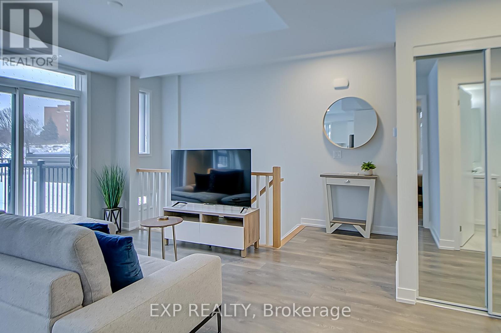 62 - 90 Canon Jackson Drive, Toronto, Ontario  M6M 0C1 - Photo 6 - W12831618