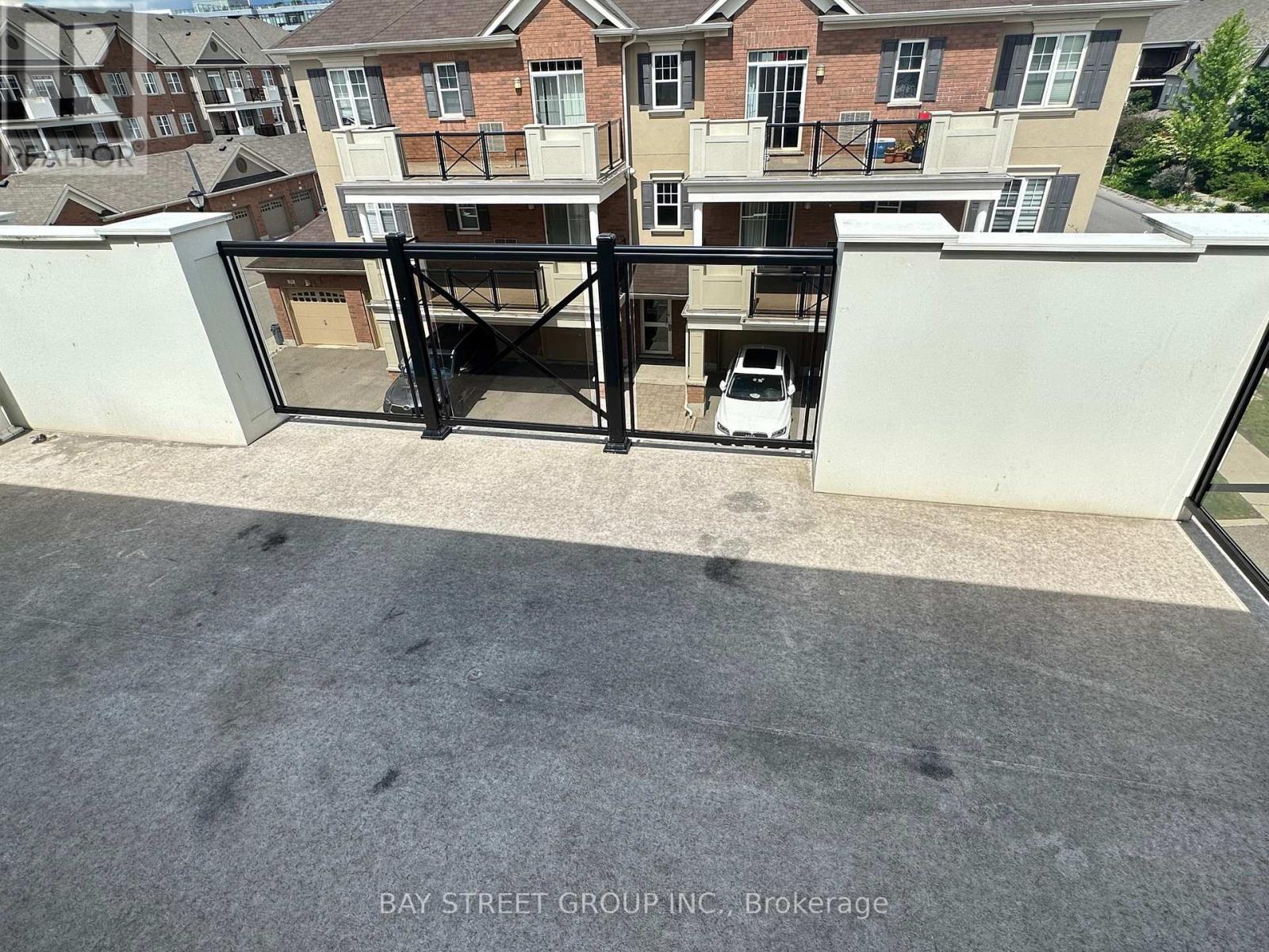 305 - 2333 Sawgrass Drive, Oakville, Ontario  L6H 0L2 - Photo 11 - W12831636