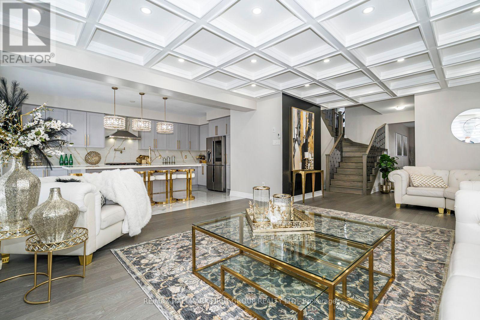 21 Souter Drive, Whitby, Ontario  L1P 0J6 - Photo 10 - E12827572