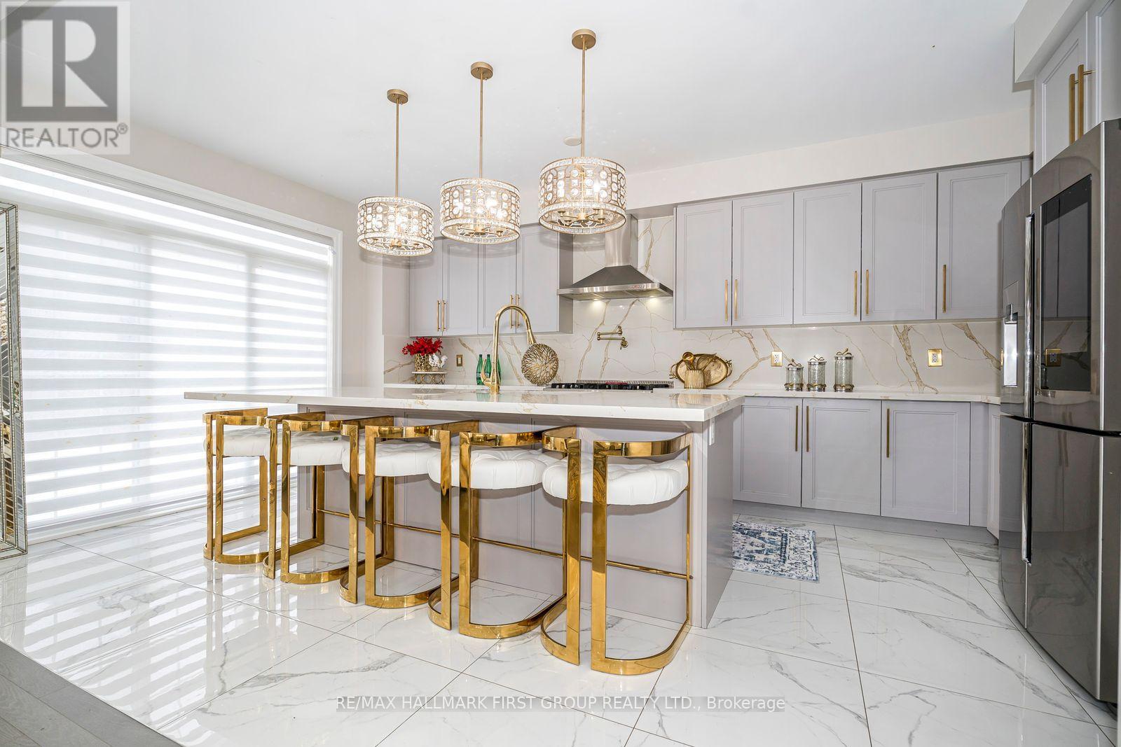 21 Souter Drive, Whitby, Ontario  L1P 0J6 - Photo 14 - E12827572