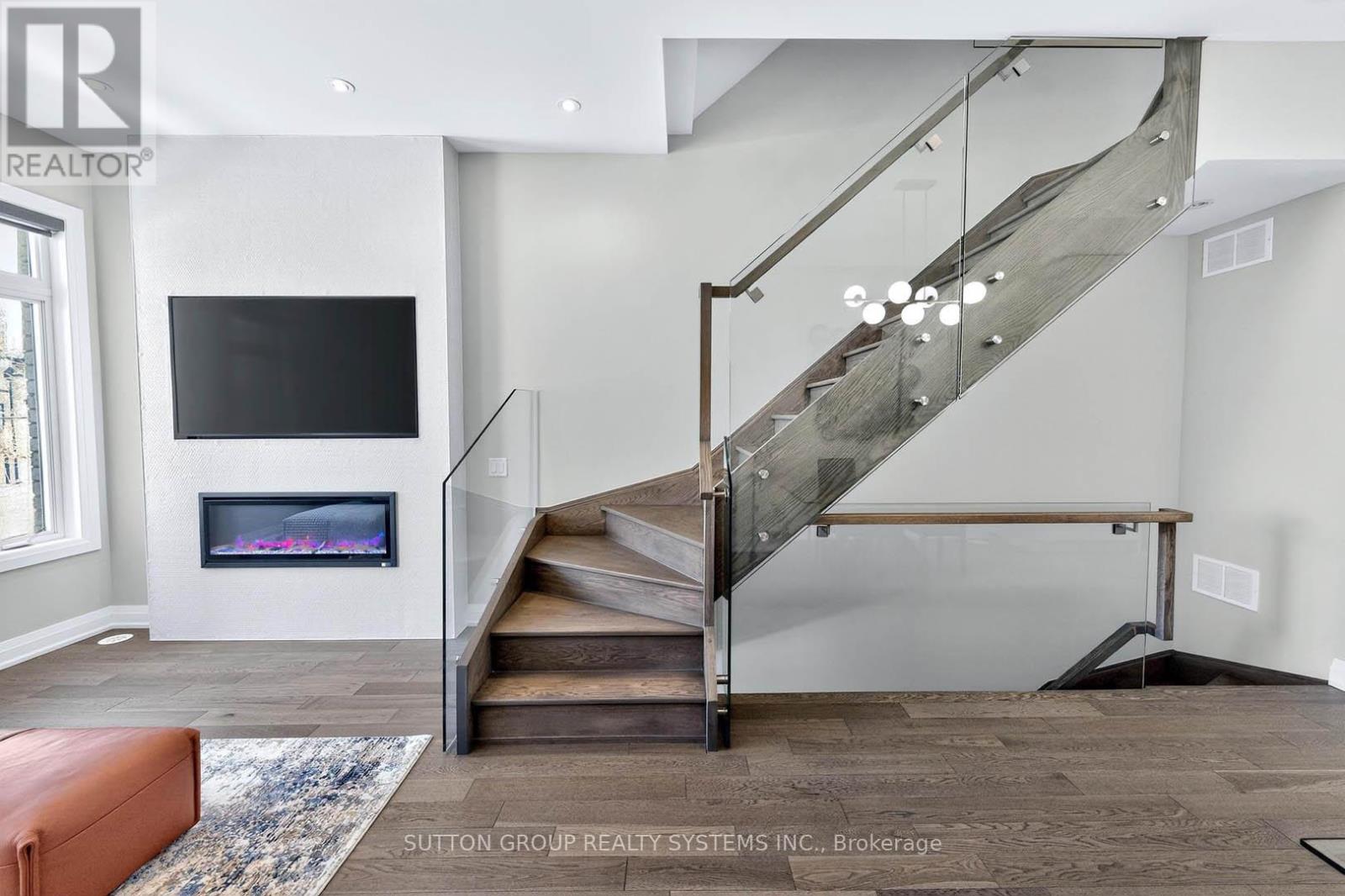 1126a Islington Avenue, Toronto, Ontario  M8Z 0G6 - Photo 22 - W12831404