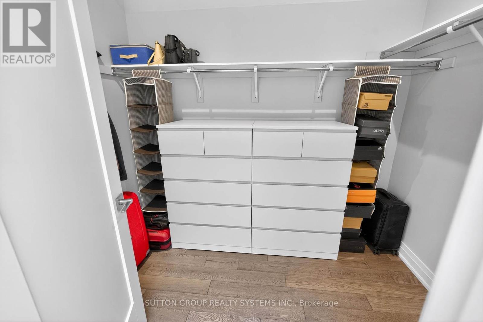 1126a Islington Avenue, Toronto, Ontario  M8Z 0G6 - Photo 45 - W12831404