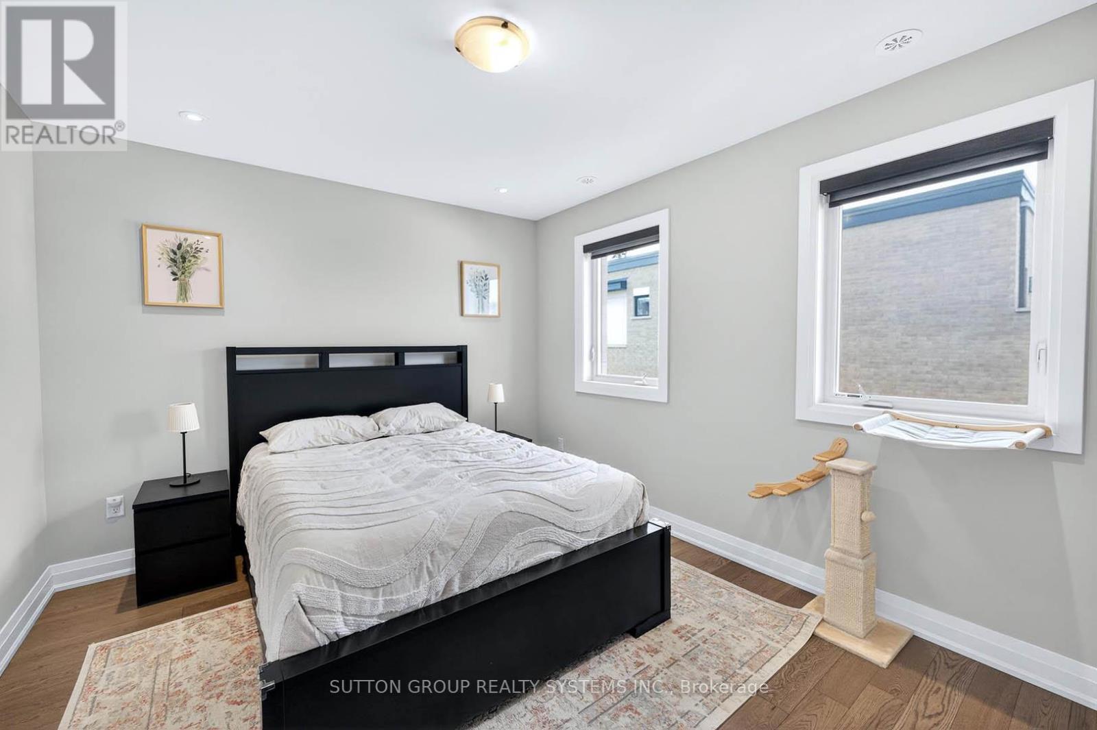 1126a Islington Avenue, Toronto, Ontario  M8Z 0G6 - Photo 25 - W12831404