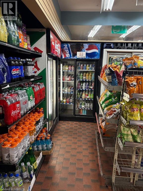 2031 Lakeshore Road, Burlington, Ontario  L7R 1A2 - Photo 10 - 40808481