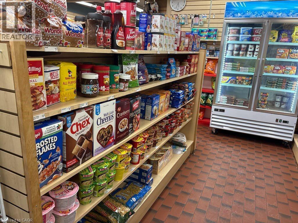 2031 Lakeshore Road, Burlington, Ontario  L7R 1A2 - Photo 2 - 40808481