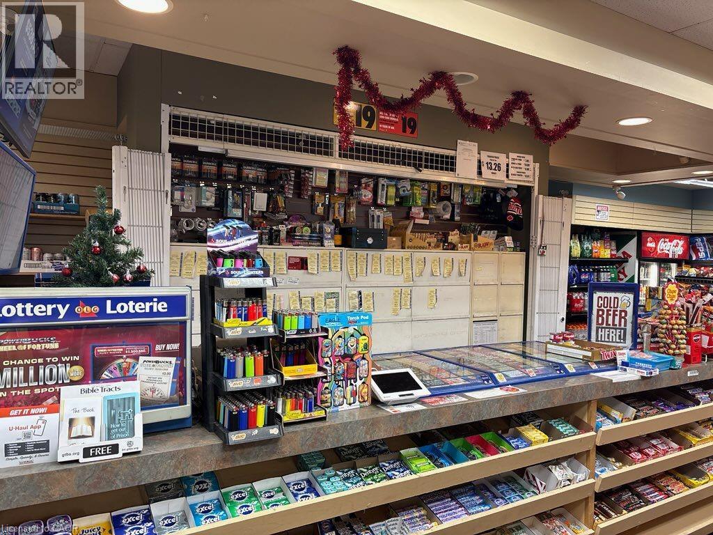 2031 Lakeshore Road, Burlington, Ontario  L7R 1A2 - Photo 3 - 40808481