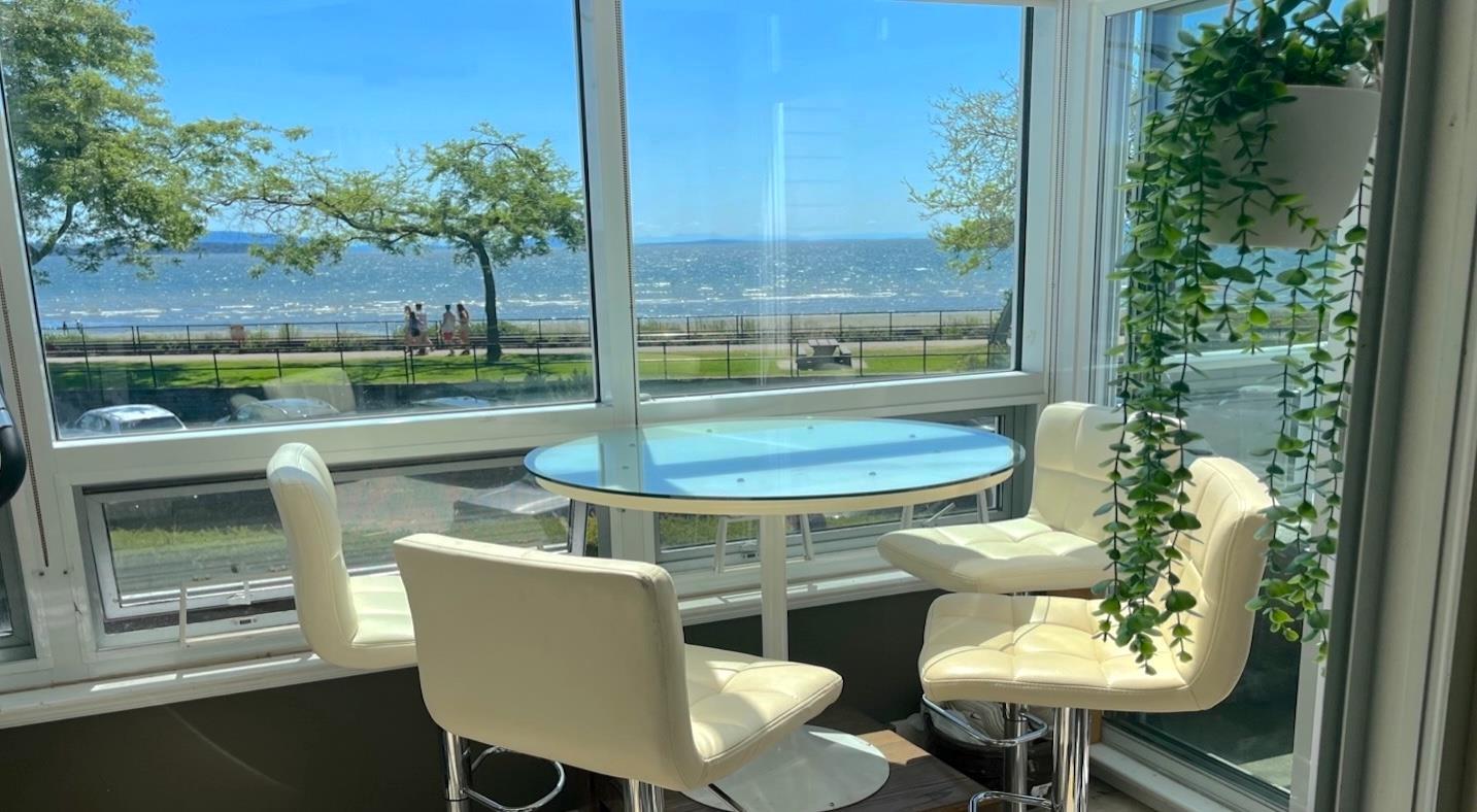 14831 Marine Drive, White Rock, British Columbia V4B 1C1 - Photo 2 - R3075103