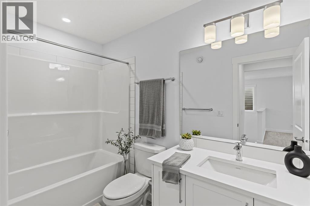 60 Creekstone Grove Sw, Calgary, Alberta  T2x 4X8 - Photo 13 - A2282171