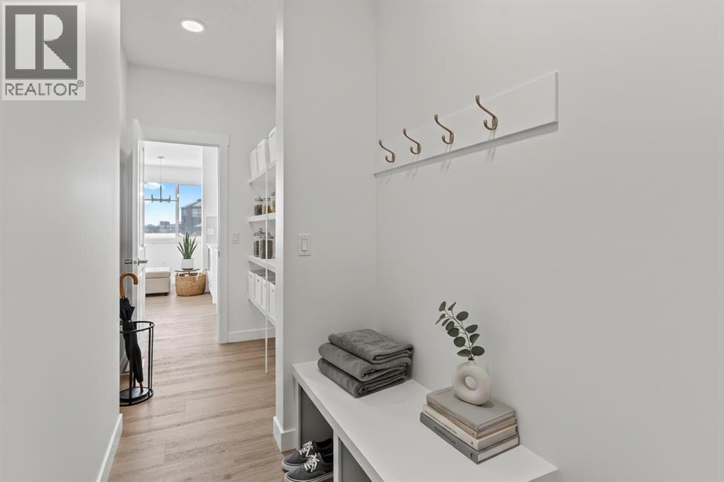 60 Creekstone Grove Sw, Calgary, Alberta  T2x 4X8 - Photo 19 - A2282171