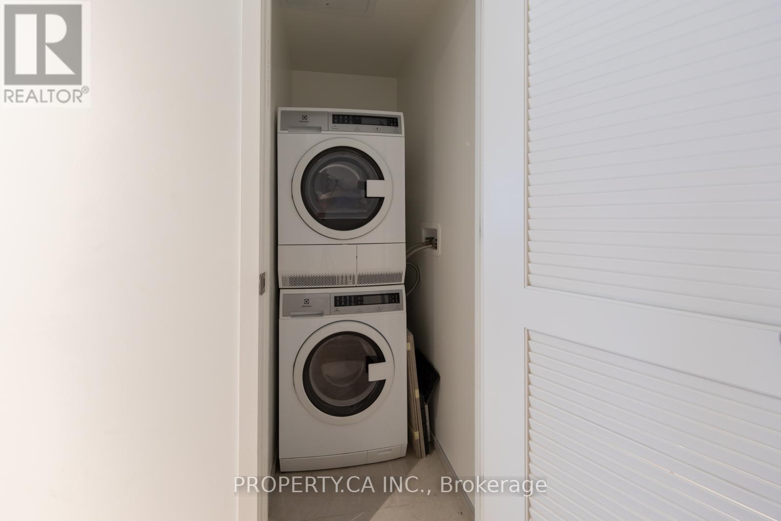 324 - 12 Bonnycastle Street, Toronto, Ontario  M5A 0C8 - Photo 23 - C12831296