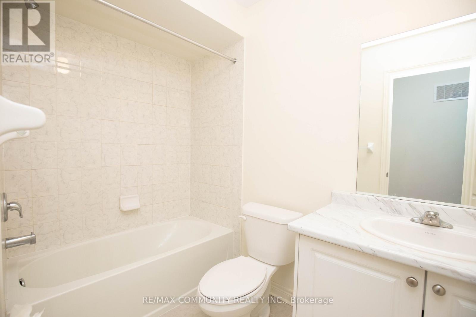 1197 Kettering Drive, Oshawa, Ontario  L1K 1A6 - Photo 6 - E12831684