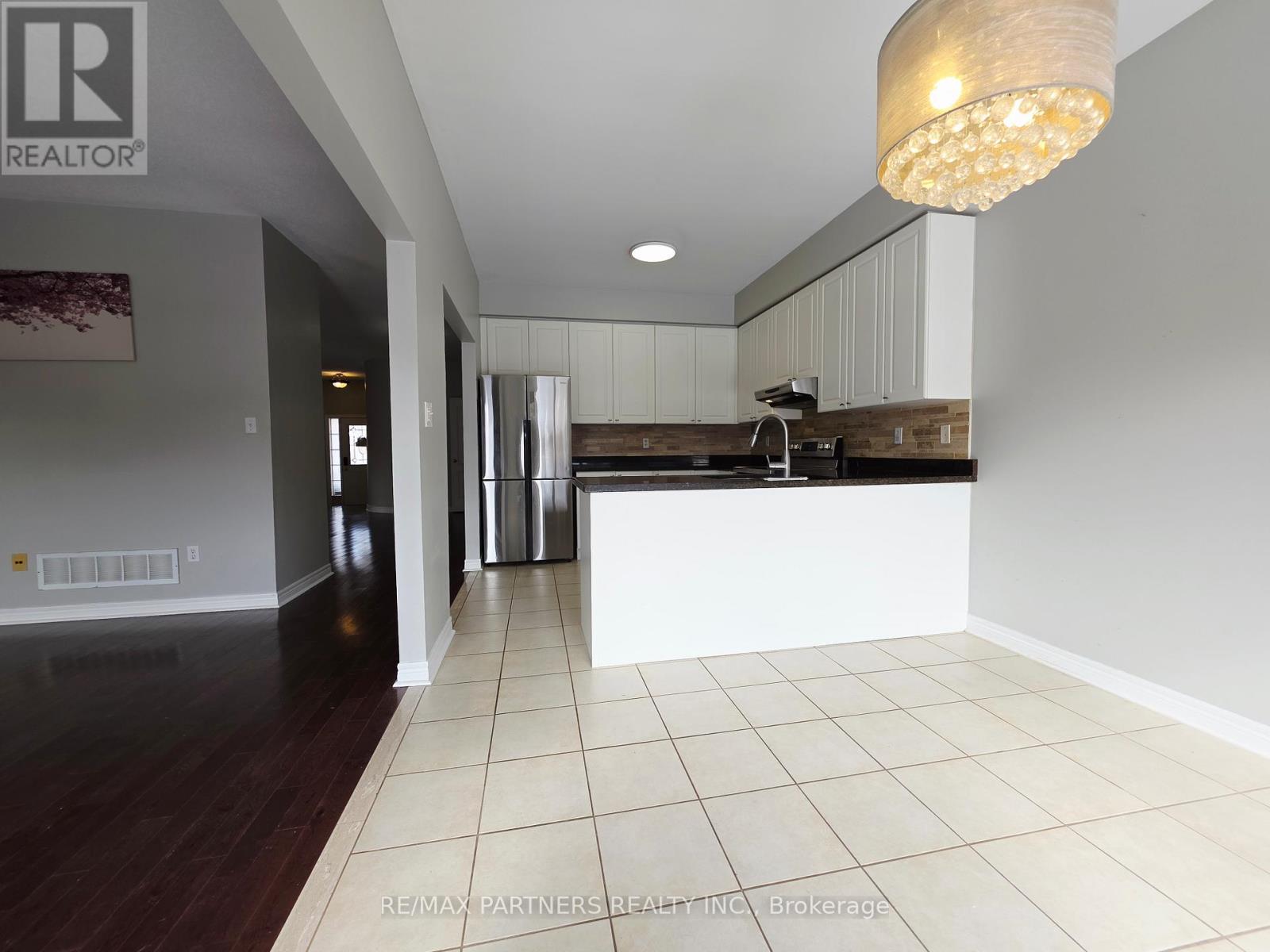 126 Collis Drive, Aurora, Ontario  L4G 7V2 - Photo 11 - N12831670