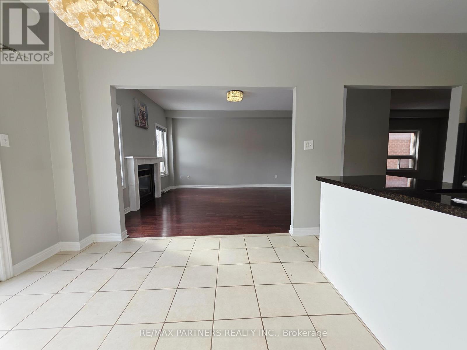 126 Collis Drive, Aurora, Ontario  L4G 7V2 - Photo 13 - N12831670