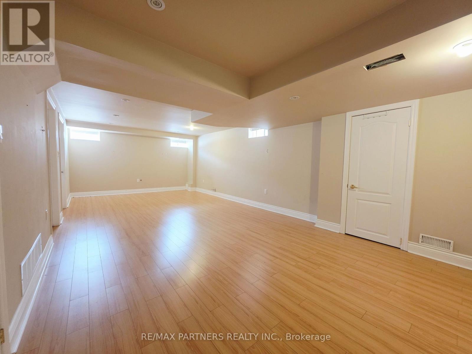 126 Collis Drive, Aurora, Ontario  L4G 7V2 - Photo 40 - N12831670