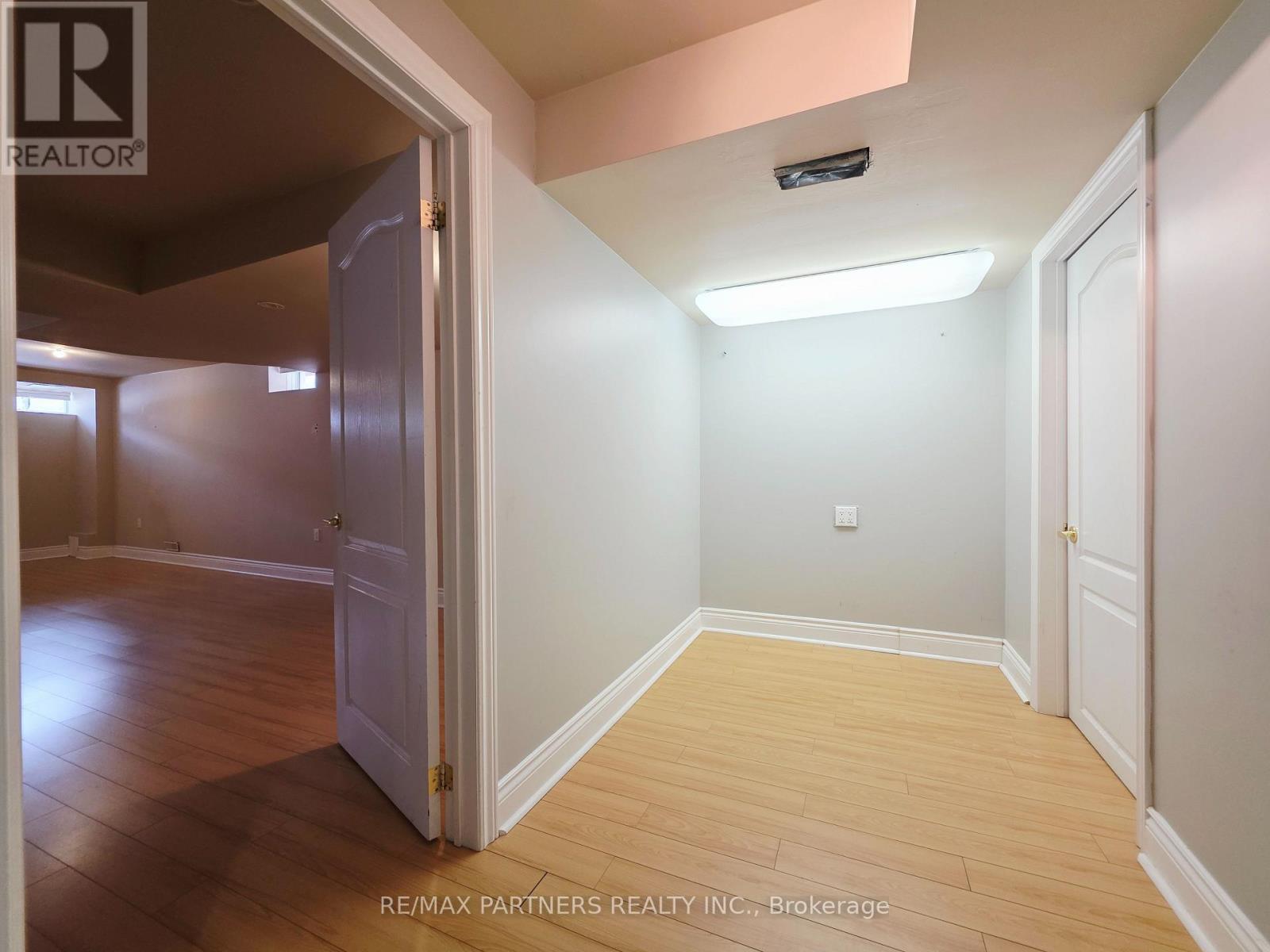 126 Collis Drive, Aurora, Ontario  L4G 7V2 - Photo 47 - N12831670