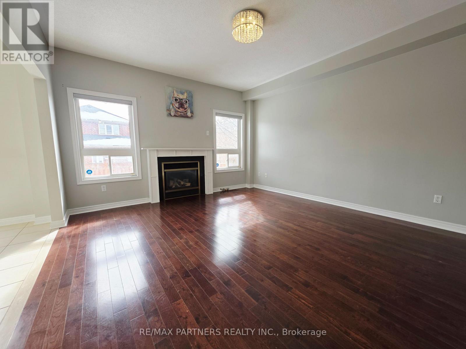 126 Collis Drive, Aurora, Ontario  L4G 7V2 - Photo 7 - N12831670