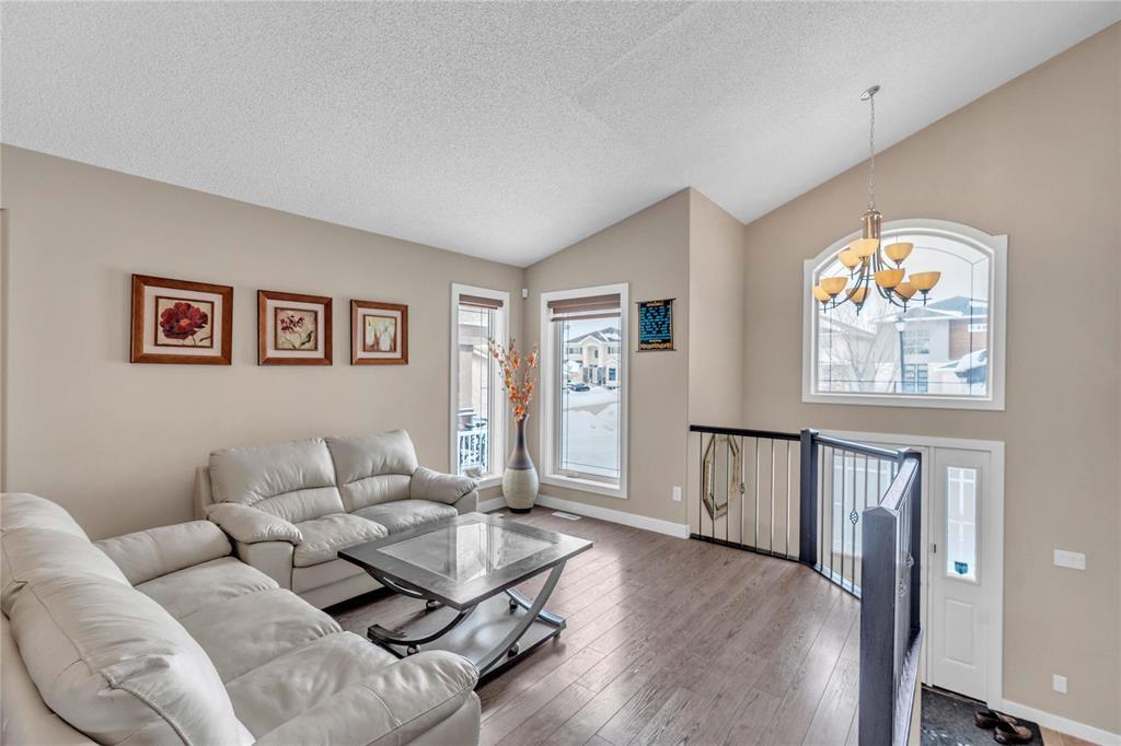 173 Lakebourne Drive, Winnipeg, Manitoba  R2P 1R9 - Photo 4 - 202601882