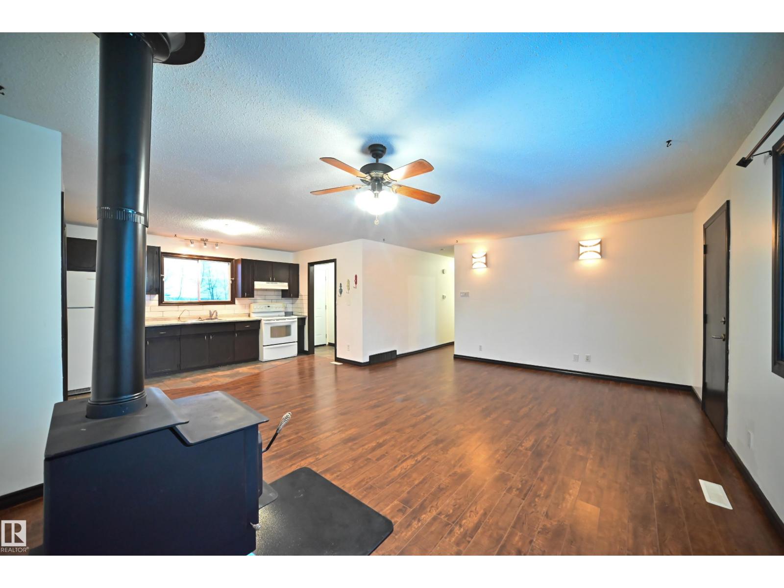 4715 49 Av, Ranfurly, Alberta  T0B 3T0 - Photo 15 - E4468080