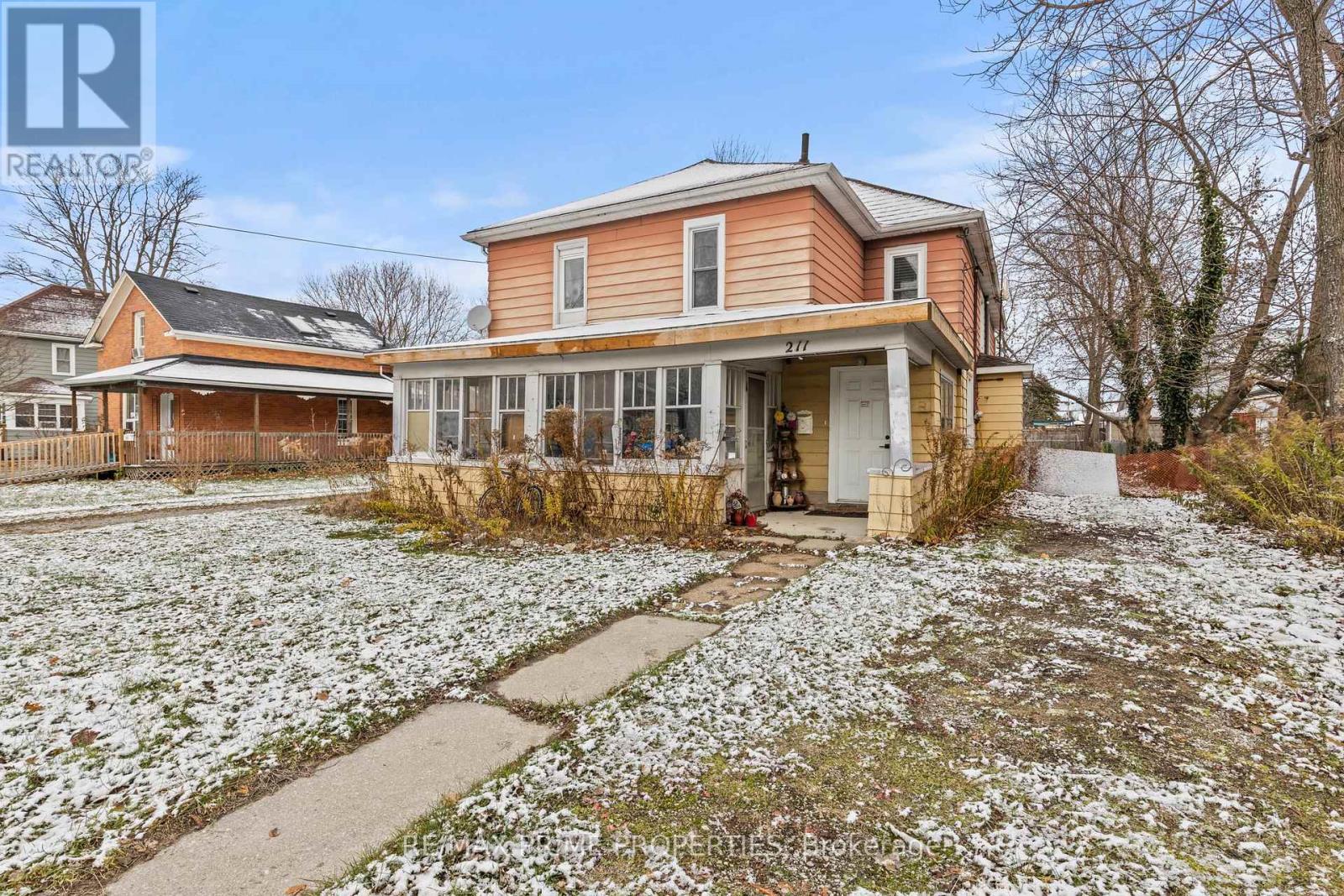 211 Forest Street W, Haldimand, Ontario  N1A 1P2 - Photo 3 - X12831680