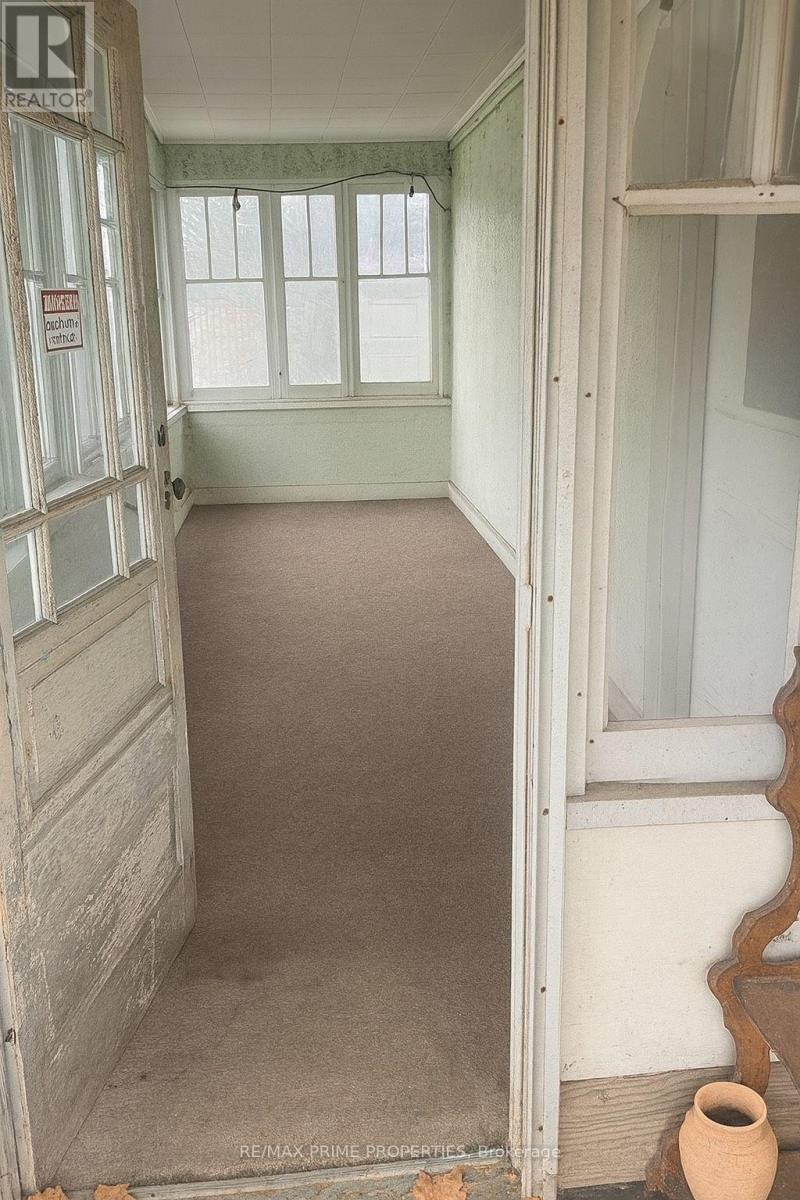 211 Forest Street W, Haldimand, Ontario  N1A 1P2 - Photo 5 - X12831680