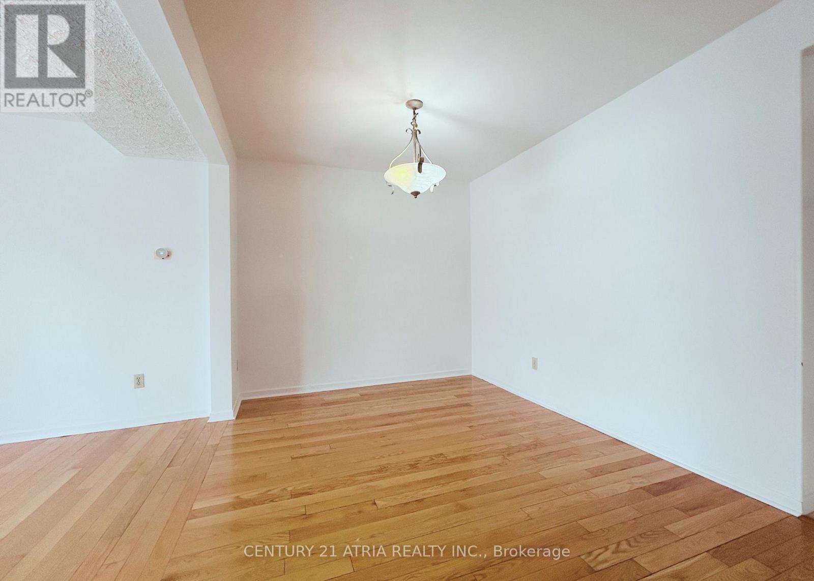 148 Song Meadoway, Toronto, Ontario  M2H 2T7 - Photo 9 - C12683598