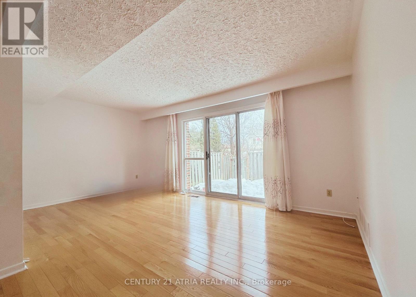 148 Song Meadoway, Toronto, Ontario  M2H 2T7 - Photo 8 - C12683598