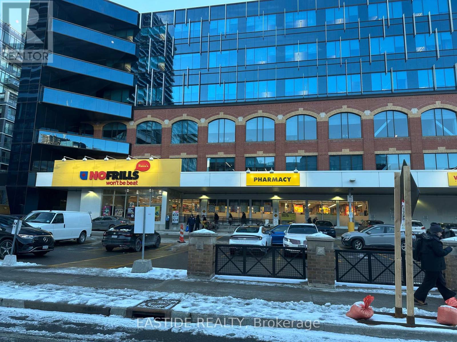 1012 - 180 Front Street E, Toronto, Ontario  M5A 0A9 - Photo 8 - C12831640