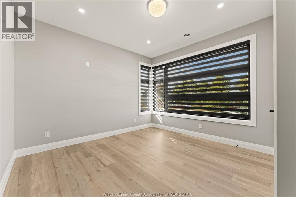 6061 Pike, Amherstburg, Ontario  N9V 2Y7 - Photo 23 - 26000176