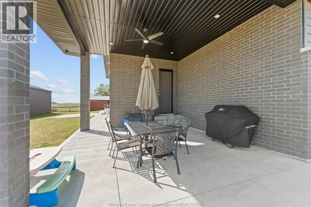 6061 Pike, Amherstburg, Ontario  N9V 2Y7 - Photo 32 - 26000176