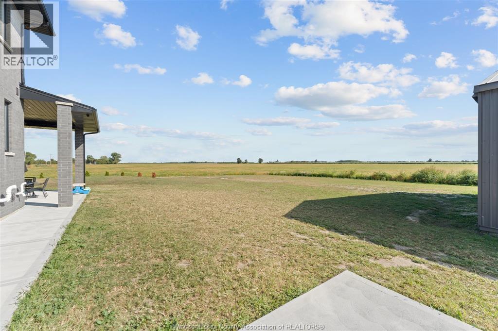 6061 Pike, Amherstburg, Ontario  N9V 2Y7 - Photo 33 - 26000176