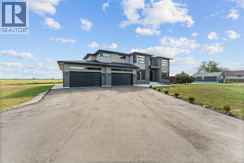 6061 Pike, Amherstburg, Ontario  N9V 2Y7 - Photo 31 - 26000176