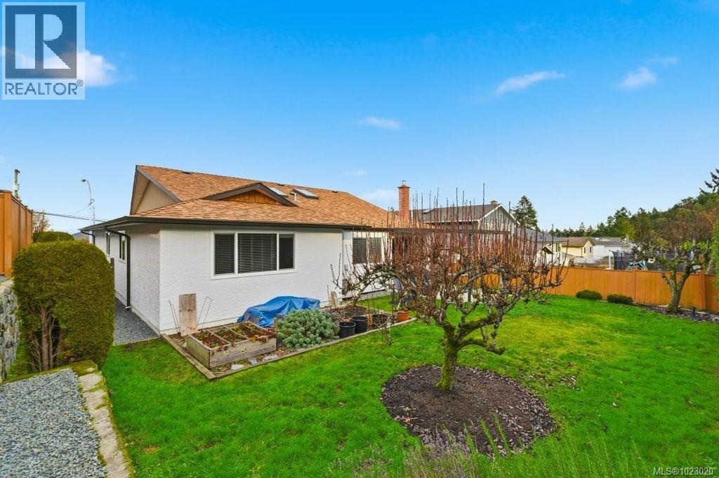 6069 Waldbank Rd, Nanaimo, British Columbia  V9V 1C7 - Photo 29 - 1023020