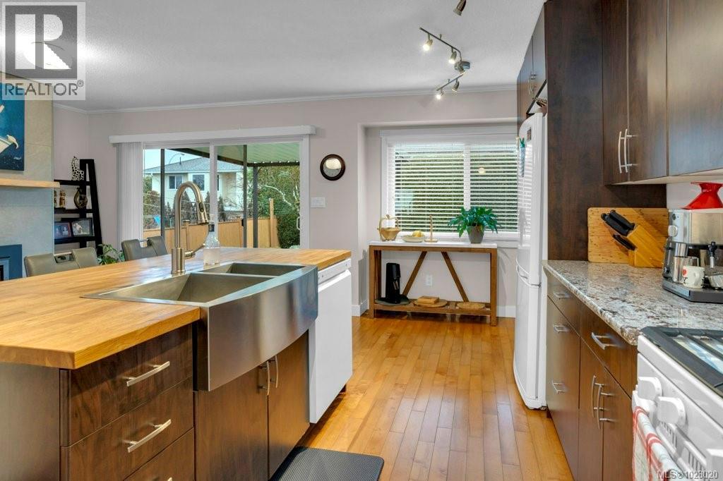 6069 Waldbank Rd, Nanaimo, British Columbia  V9V 1C7 - Photo 15 - 1023020