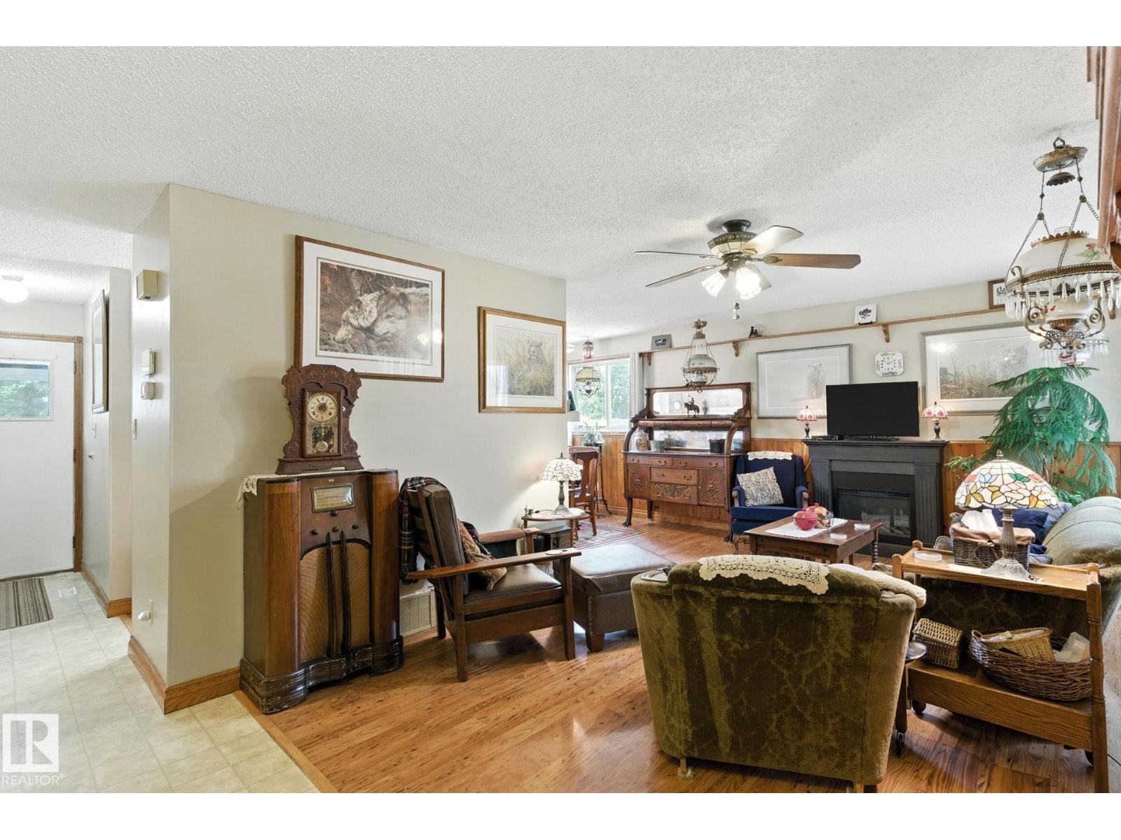 9608 98a St, Morinville, Alberta  T8R 1H2 - Photo 4 - E4475394